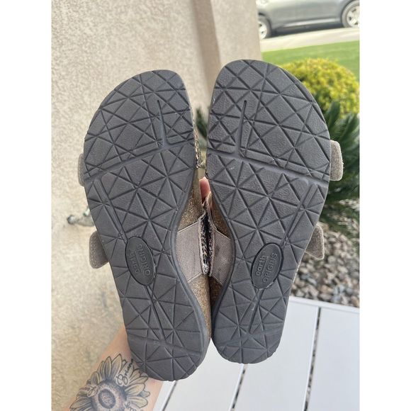 Earth Origins Orra snake print sandal - size 7 - multicolored - Picture 9 of 11